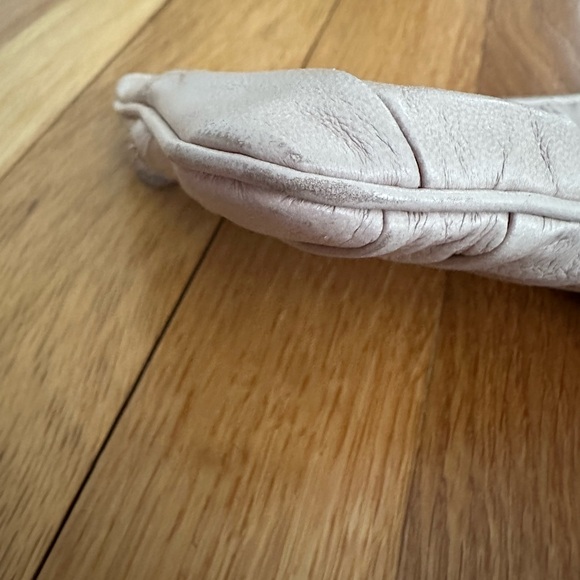 Prada 1M1152 Leather Clutch in Cipria - Picture 3 of 11